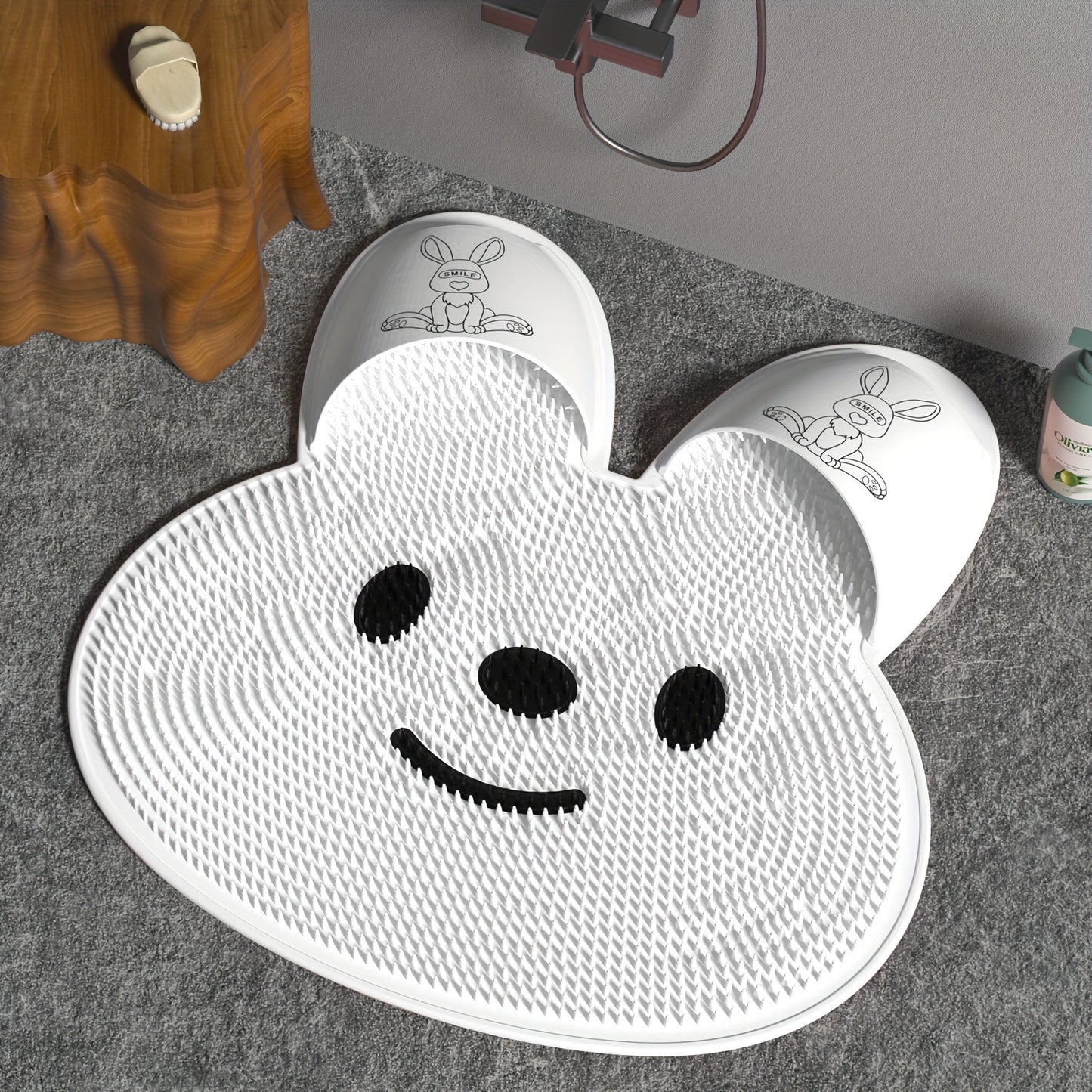 Silicone Rabbit Foot Scrubber Non-Slip Rabbit-Shaped Silicone Wedyvko Foot Scrubber Mat - Acrylic Shower Floor Exfoliator Pad with Suction Cups for Men & Women